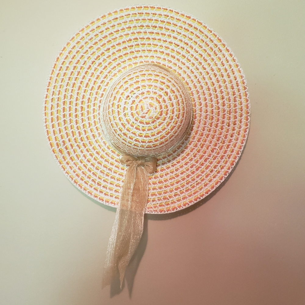 Multicolored wide brim summer hat with ribbon